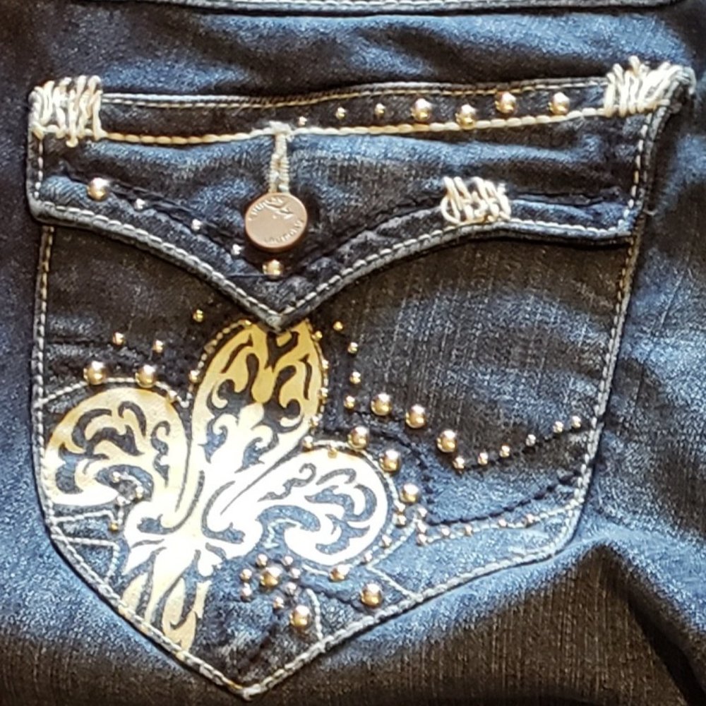 RARE! Chinese Laundry Fleur-de-lis Boot Cut Jeans 31/37